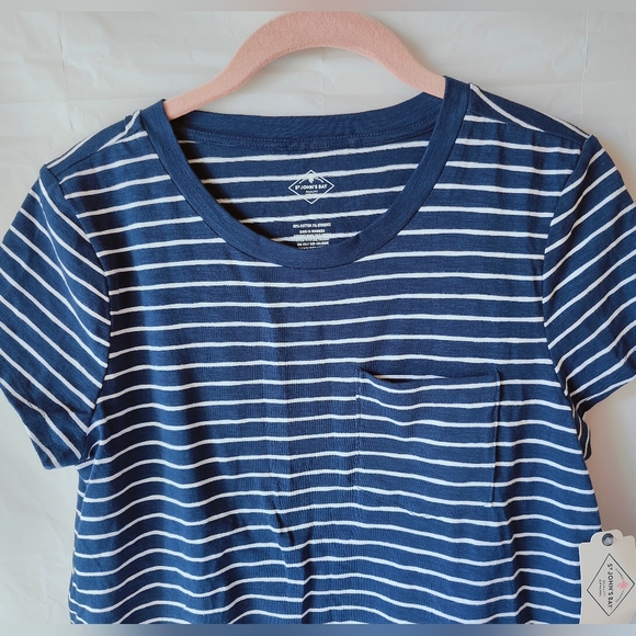 St. John's Bay Short Sleeve T-Shirt Dress With Pocket. Small. Navy White Striped - Picture 4 of 8